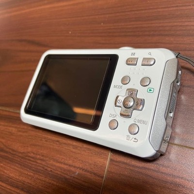 Panasonic LUMIX DMC-TS5 / DMC-FT5 16.1MP Digital Camera - Blue for