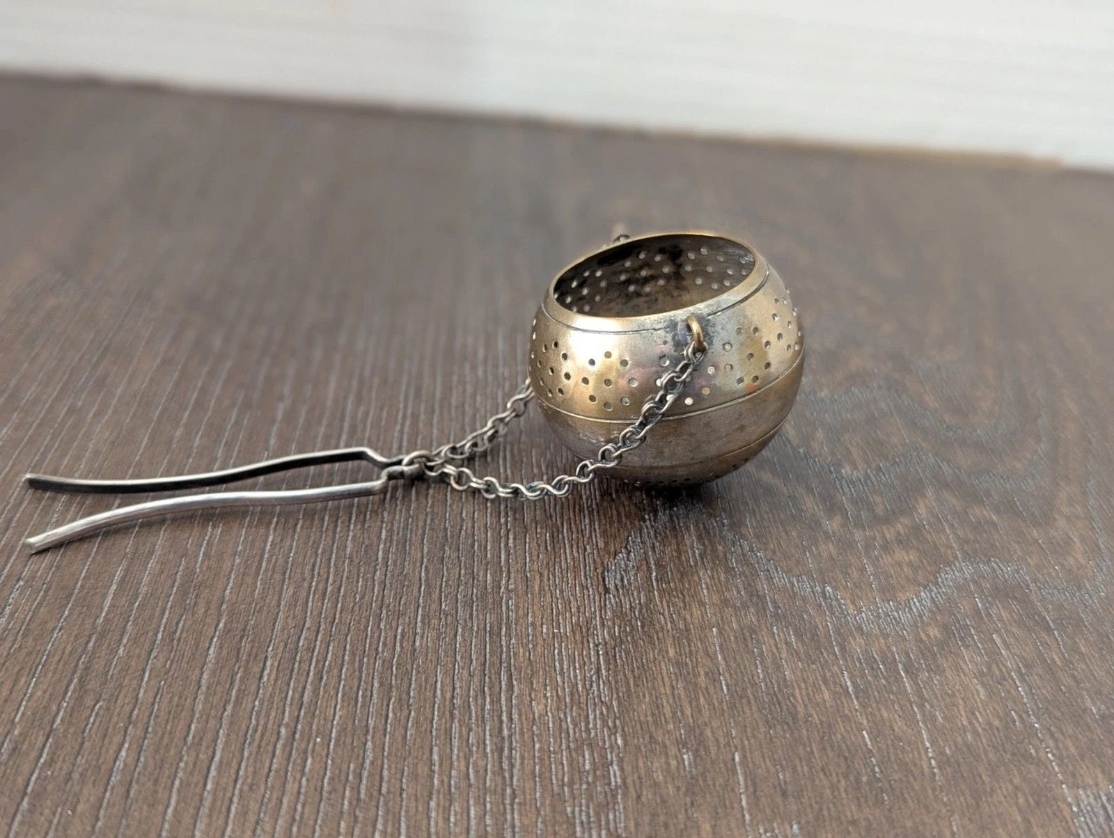 Vintage Tea Ball Strainer Infuser Silver Plated Clip Chain