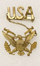 WWII Sweetheart pin 3305: USA and Eagle brooch - 2 piece set