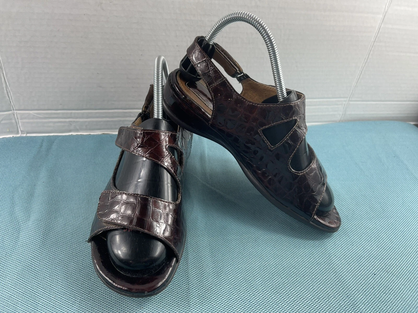 Sandali Clarks Artisan donna 7 5 M scarpe Sarasota marrone vernice croc slingback