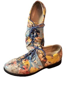 Vintage Icon Wearable Art Leather Oxfords Size 10