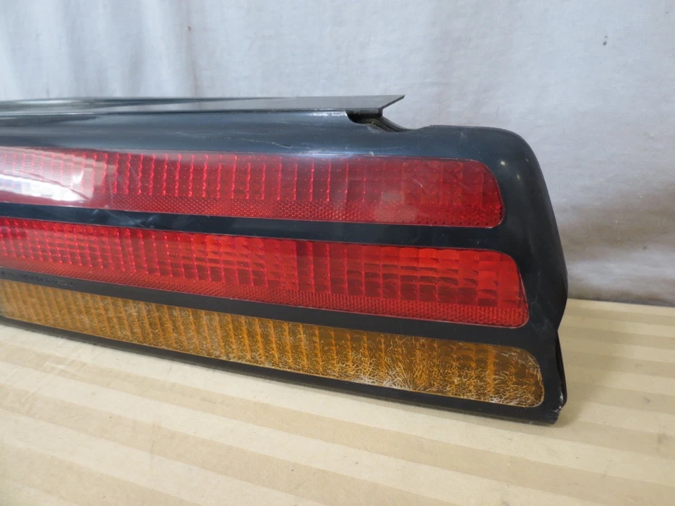 82-92 Pontiac Firebird Formula Corner Tail Light Lamp Right PASSENGER Side OEM - Image 2 of 4