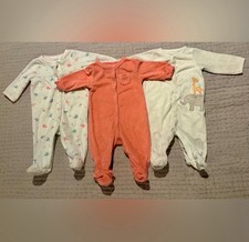 Bundle of 3 Terrycloth 3 Month Carter  s Girls Pajamas Snap Closure Footies