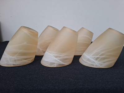 5 Vintage schräger konischer Murano weiß Wirbel Glas Lampenschirm Lampenschirm 