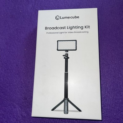 LUMECUBE LC-BLK Broadcast Lighting Kit Professional Video Light Open Box