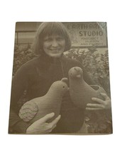 1989 Margaret Hudson Earth Arts Studio Pottery Brochure Fresno CA Sculpture