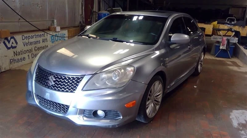 11 faros antiniebla 2011 Suzuki Kizashi arnés cableado 110739 Foto 3 de 4