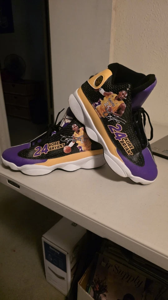 Los Angeles Lakers #24 Kobe Bryant Custom Name  Shoes  Size 46 Or 12 USA 🇺🇸  - Image 2 of 4