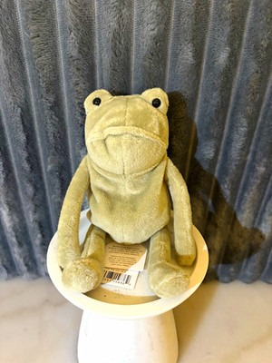 Jellycat Fergus Frog Little Plush
