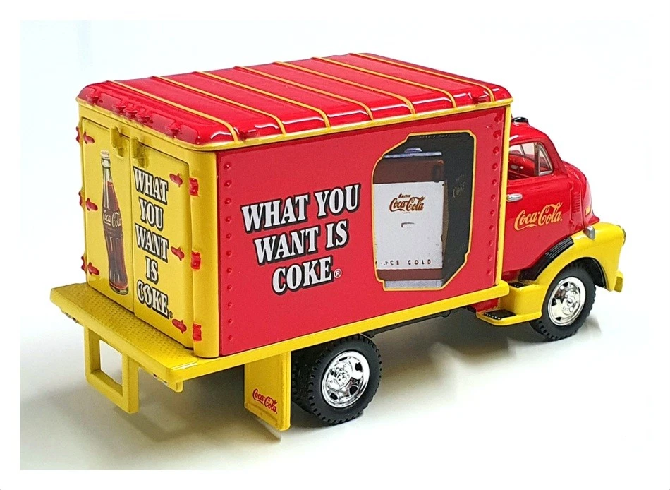 Matchbox 12cm Long YYM96504 - 1948 GMC COE Truck Coca Cola - Red/Yellow - Image 3 of 4