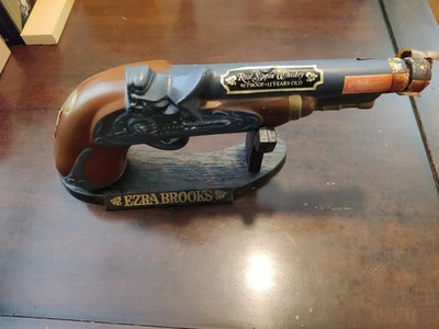 EZRA BROOKS  Whiskey Decanter dueling pistol With Stand Vintage 60 s