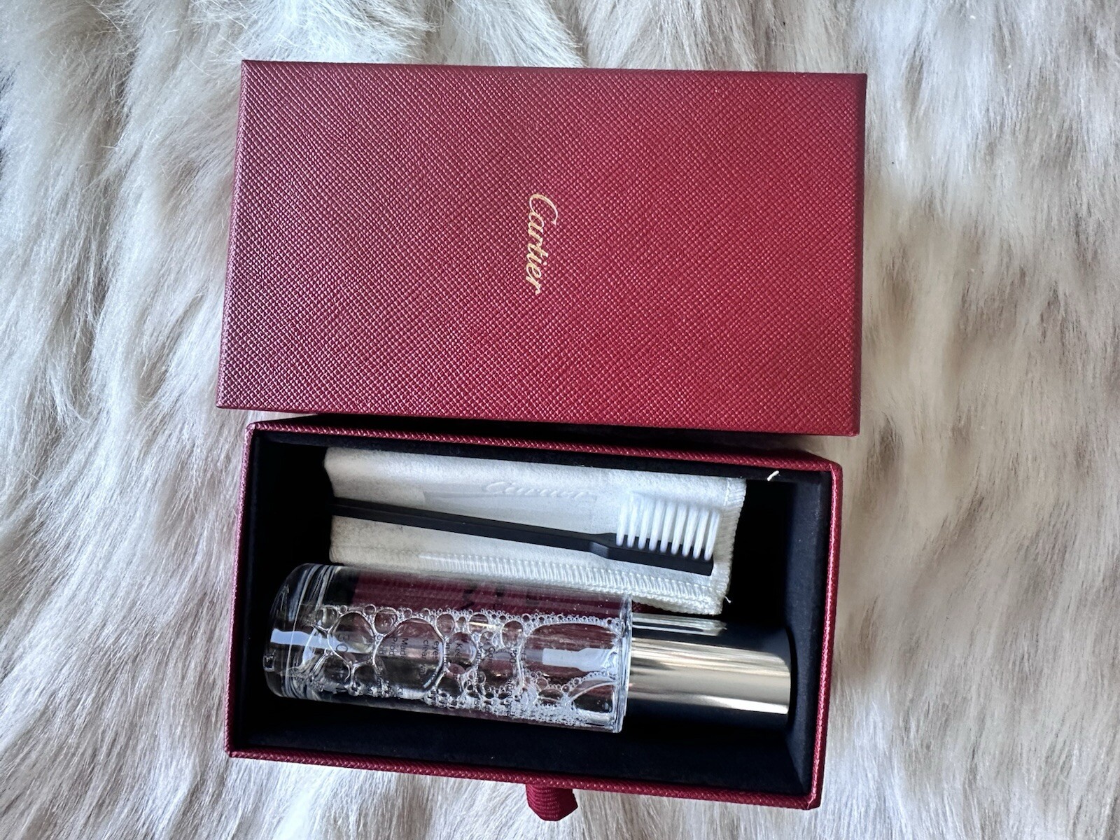 Cartier Authentic Jewelry Cleaning Kit for Luxury Accessories-image