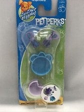 Zhu Zhu Puppies Pet Perks, Includes: 2 Bows, 2 Accessories, Blue/Purple