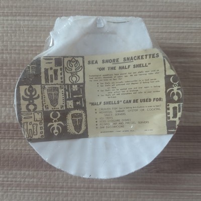 Natural Sea Shell Snackettes Tiki Bar Half Shell Snack Dish Japan Set of 4