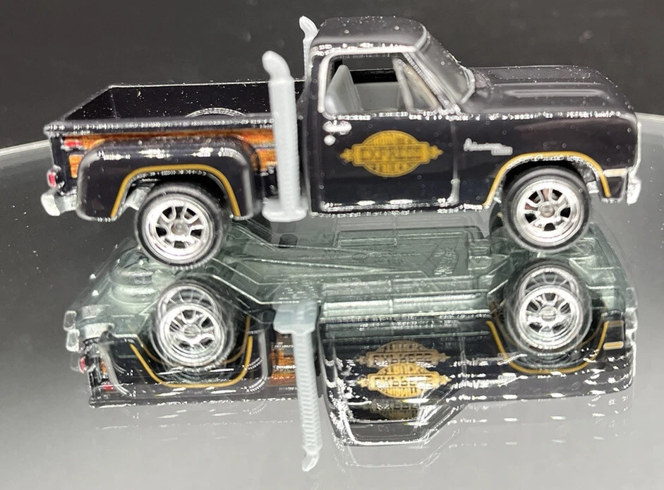 Dodge lil red express hot wheels hotsell