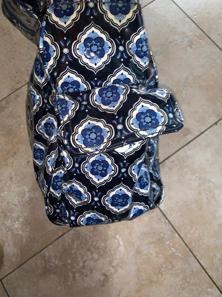 Kalencom New Orleans Blue /White Floral Diaper Bag Vinyl Coated - Image 2 of 4