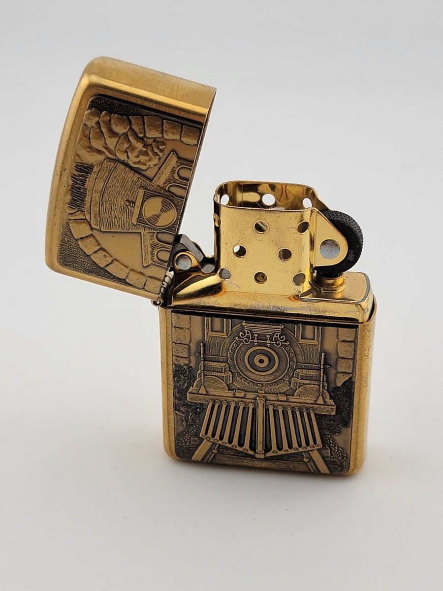 UNFIRED 1995 SOLID BRASS ZIPPO WIND PROOF LIGHTER GREAT AMERICAN