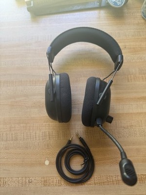 【ぺっちゃん】【中古美品】Razer BlackShark V2 HS Razer BlackShark V2 Gaming Headset Wired 3.5mm PC PS4 PS5 Xbox