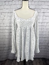 Nasty Gal Black And White Pleated Polka Dot Mini Dress Size 6