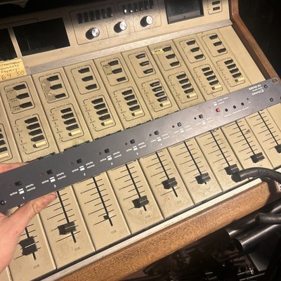 Biamp Advantage AGII Priority Gate Eight input gate for Auto Mixing setups
