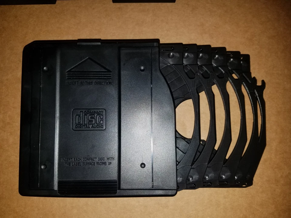 1997-2006 JAGUAR XJR XJ8 XK8 XKR VANDEN PLAS X100 6 DISC CD CHANGER AUDIO PLAYER - Image 2 of 4