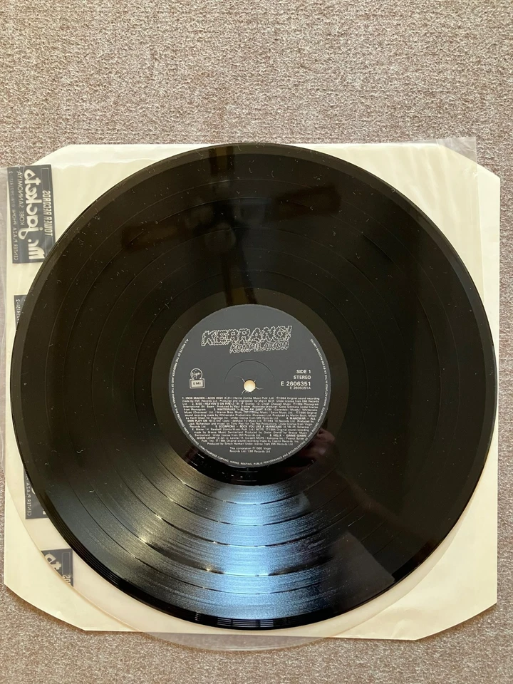 Kerrang! Kompilation 1985 Compilation 2LP Virgin EMI E26063 JAPAN M Vinyl Record - Image 3 of 4
