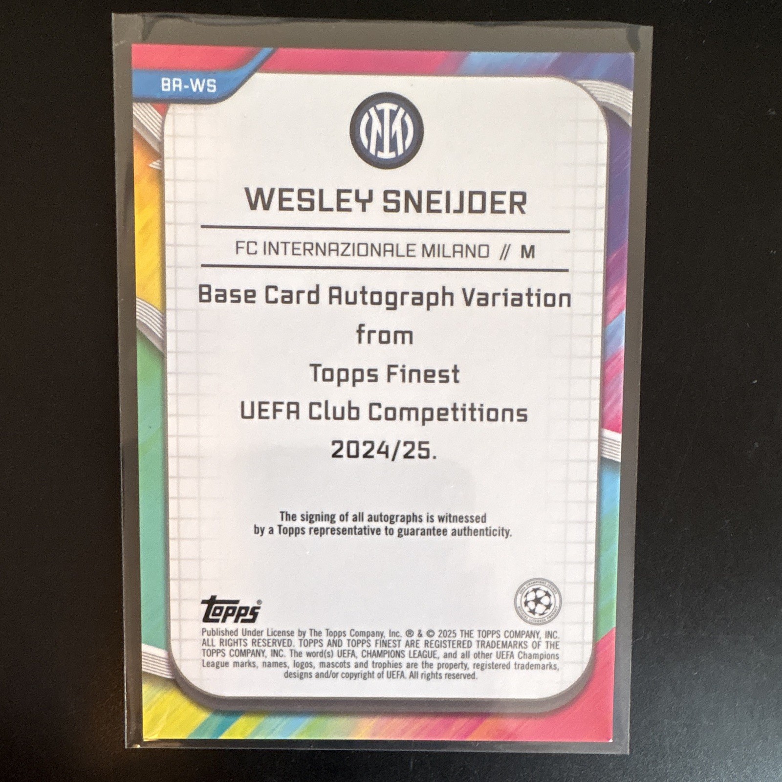 Topps Finest UEFA Club Competitions 2024-25 Auto Wesley Sneijder BA-WS /99 view 2