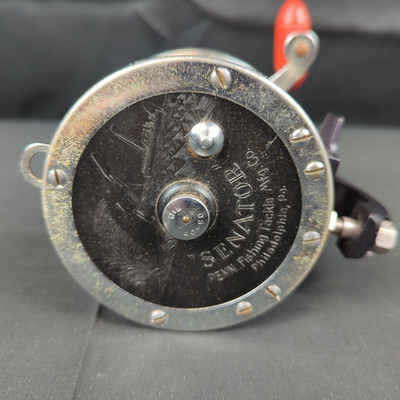 Penn Senator 4/0  Tiburon  Conventional Fishing Reel    USA !!!
