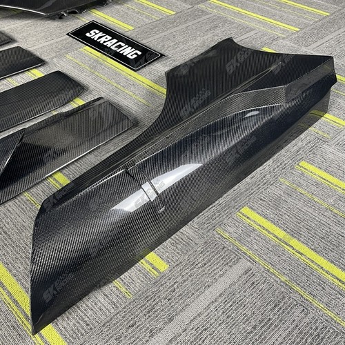 Carbon Fiber/Gloss Black Side Skirt For McLaren MP4-12C 650S Upgradate 675LT - Picture 12 of 29