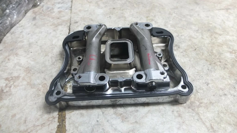 09 Harley Davidson XR1200 XR 1200 Sportster Front Rocker Arm Box Head Assembly - Image 2 of 4