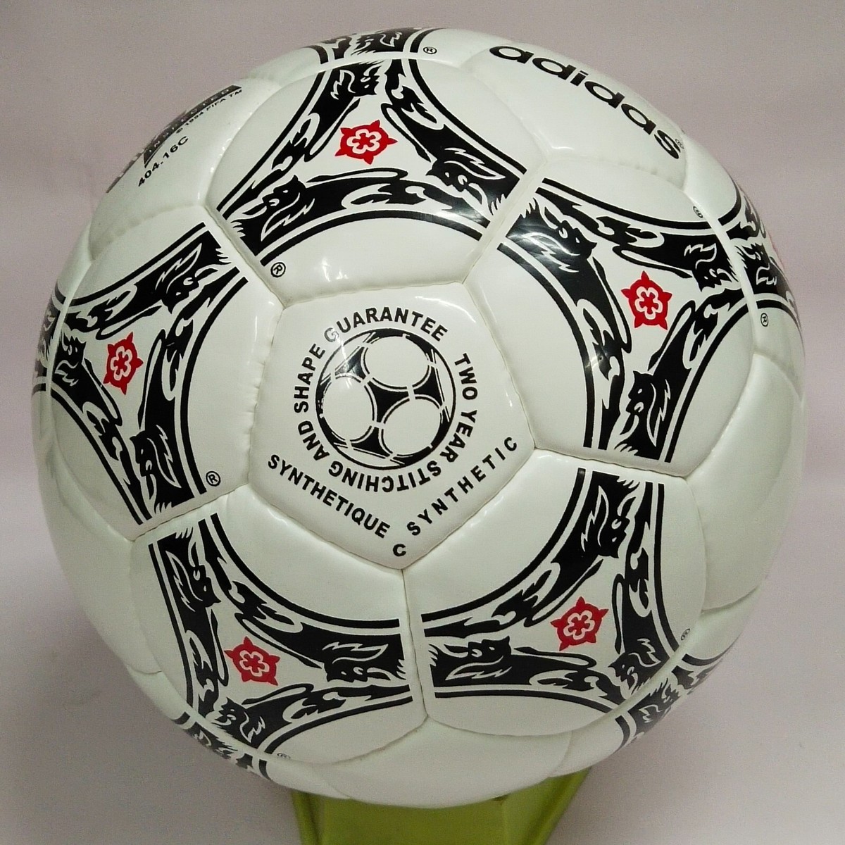 Adidas Questra Orbit Europa FIFA Worls Cup Official Match Soccer