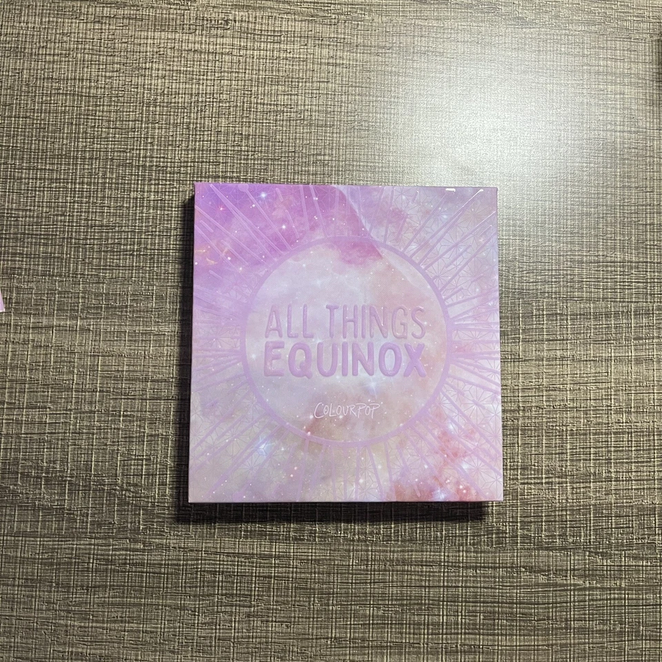 Paleta Colourpop ALL THINGS EQUINOX Foto 2 de 3