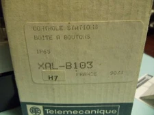 TELEMECANIQUE XAL-B103 H7 ENCLOSURE CONTROL STATION PUSH BUTTON