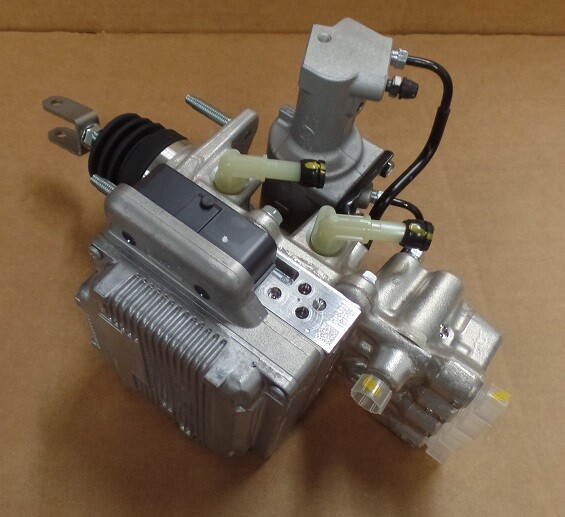 15 2枚 TOYOTA PRIUS BRAKE BOOSTER WITH MASTER CYLINDER FITS 2010