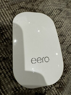 EERO D010001 TRI BAND MESH WIFI ROUTER - USED