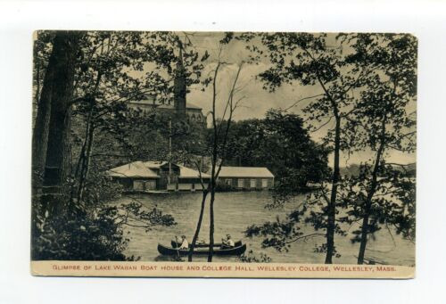 Wellesley College MA Mass 1915 postcard, Lake Waban Boat House, people, canoes