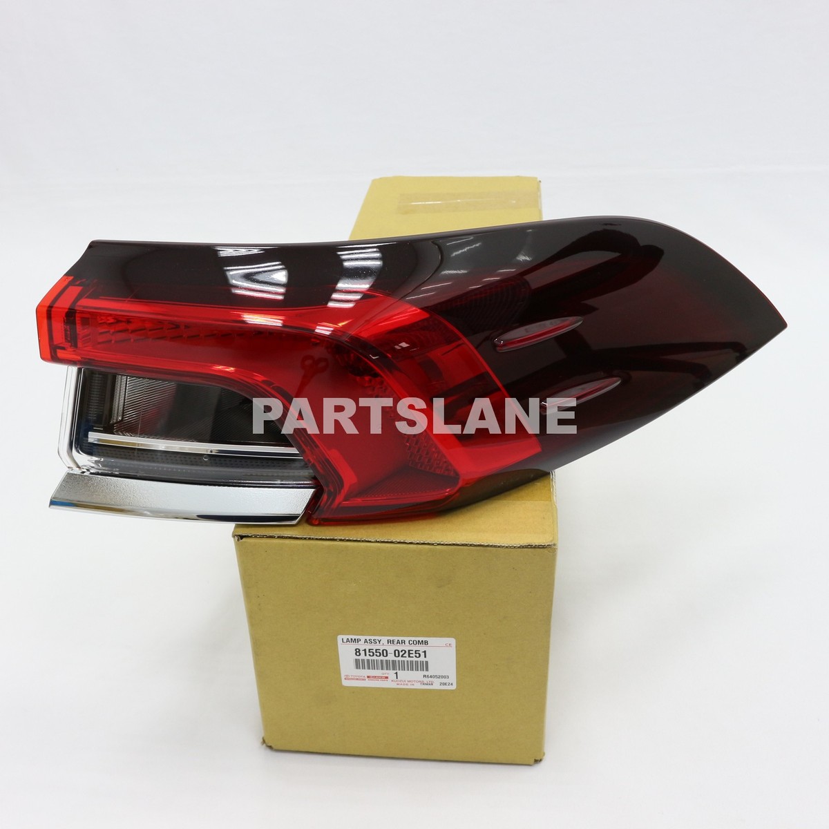 Toyota Altis Corolla OEM Genuine Rear Right Combination Lamp 81550