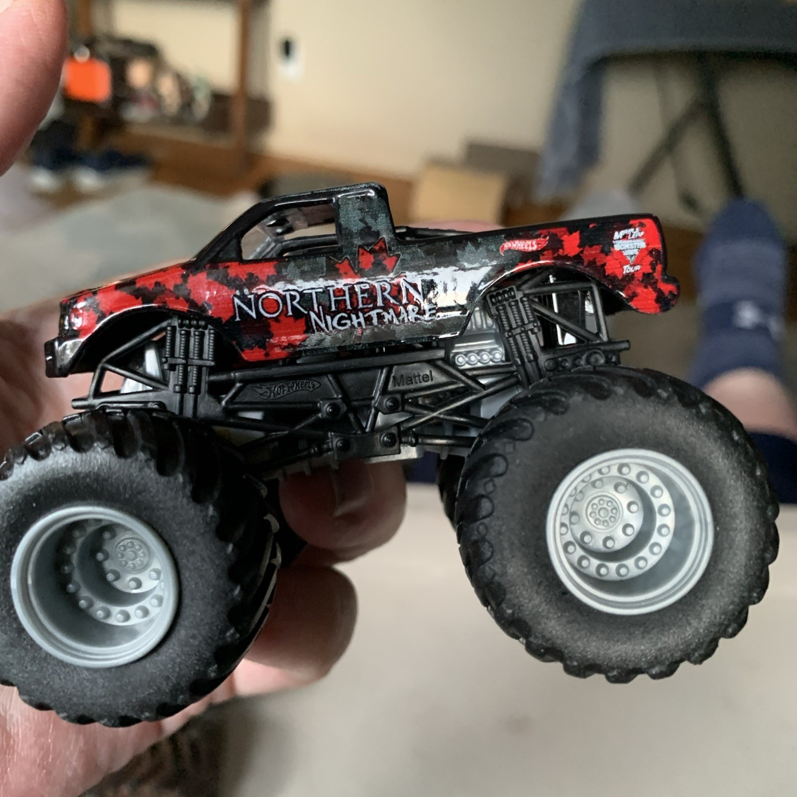 Picture 1 of 6