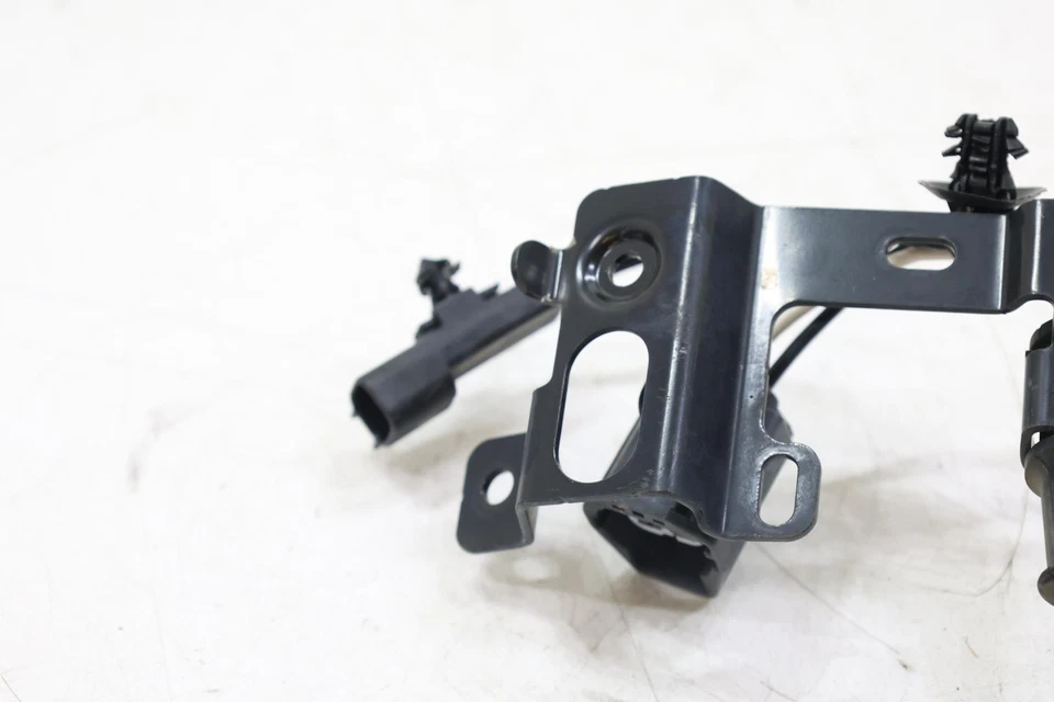 2020 - 2025 福特 EXPLORER 后方右侧 ABS 轮速传感器 原始设备制造商 L1MZ2C190G — 第 2/4 张图片