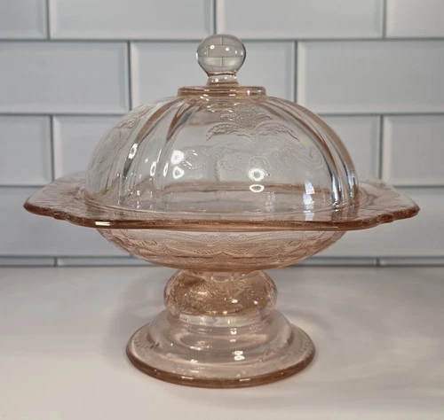 VTG Madrid Pedestal Covered Cheese/Butter Dish Indiana Glass Recollection Pink