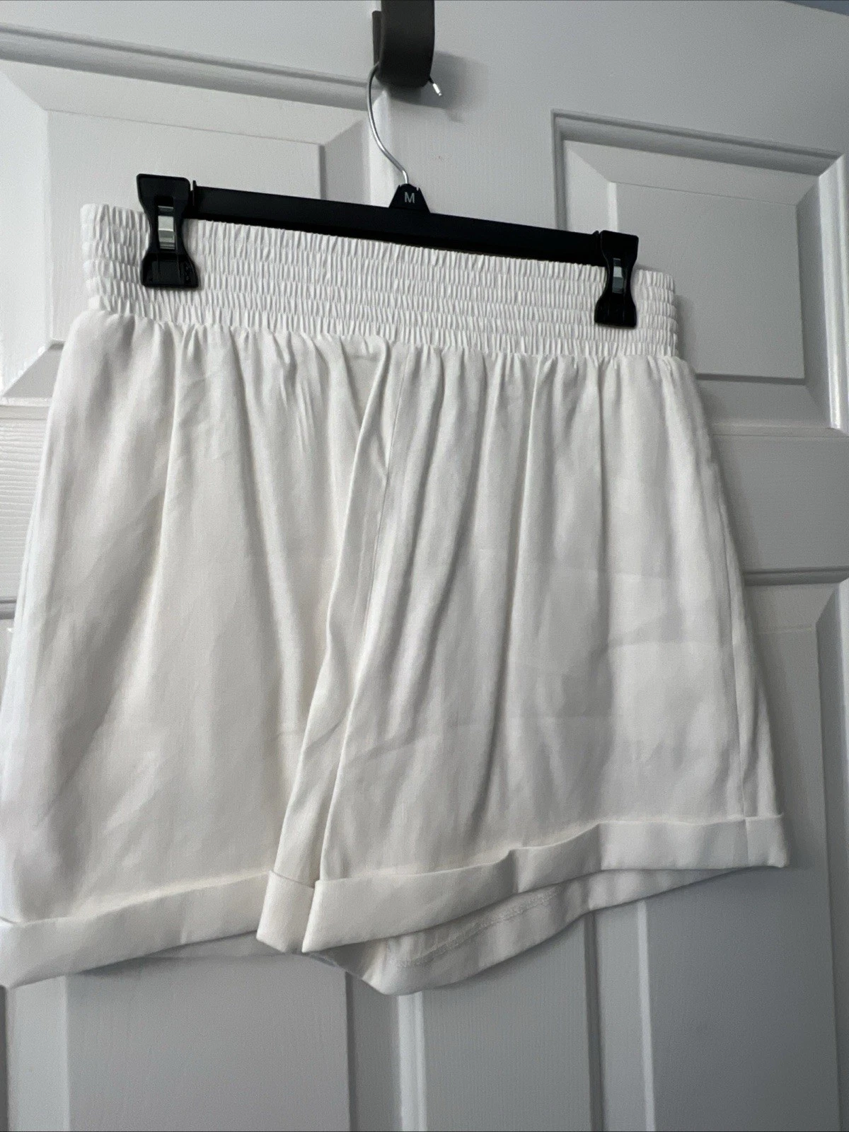 Gianni Bini Trish White Linen Blend Pull On Casual Shorts Size Med NwT