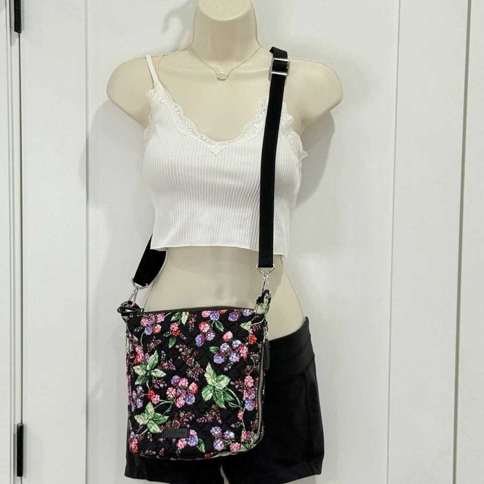 Vera Bradley Carson Mini Hobo Crossbody Bag Purse Winter Berry Black Quilted - Image 4 of 4