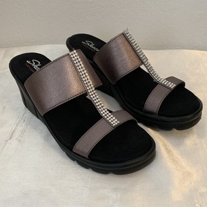 skechers memory foam heels