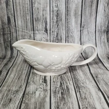 Gravy Boat Apple Leaf Design Essential Home Gravy Boat New Sauce Cream Container
