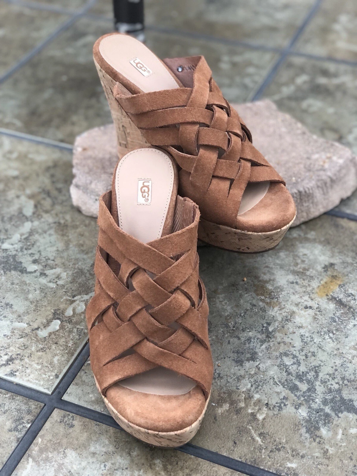 Sandali UGG Marta pelle scamosciata punta aperta taglia W 9 5 colore castagno