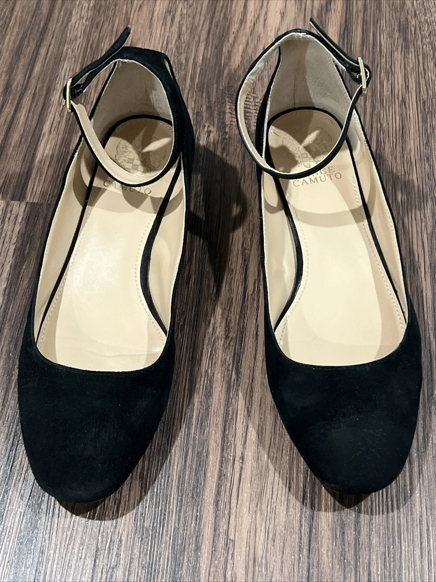 Vince Camuto Attera Flats Women s Size 9.5M suede Black