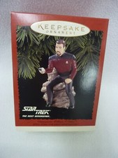 HALLMARK KEEPSAKE ORNAMENT COMMANDER WILLIAM T RIKER STAR TREK NEXT GENERATION