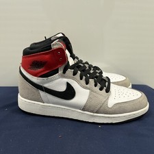 Nike Air Jordan 1 Retro High OG Light Smoke Grey GS Size 5.5Y 575441-126