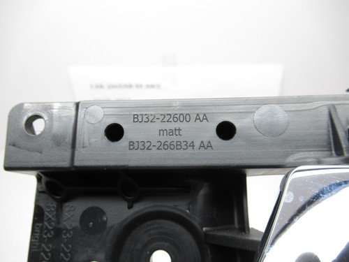 09-15 Jaguar X250 XF Front Right Interior Door Handle BJ32-22601AA OEM - Picture 6 of 9