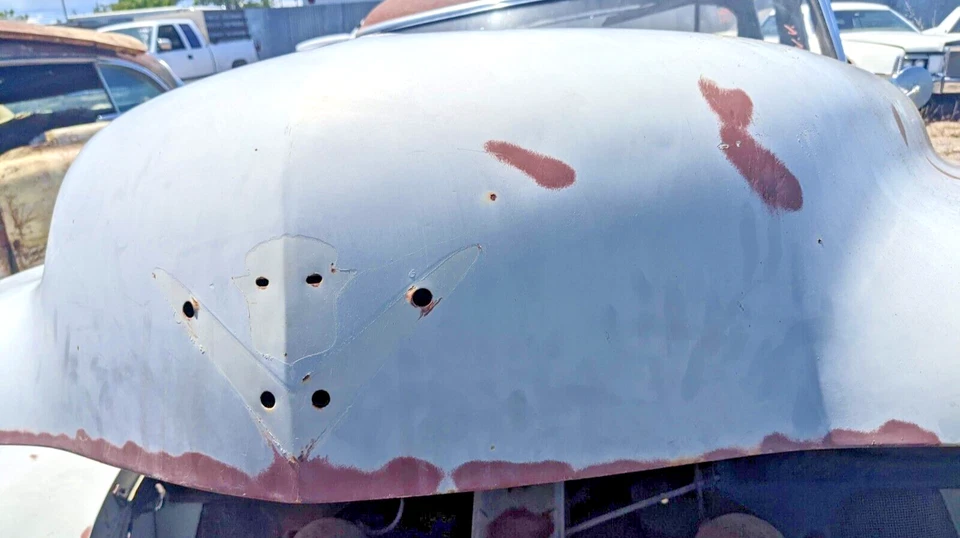 Cadillac Serie 62 1950 sedán Deville capó OEM Foto 3 de 4